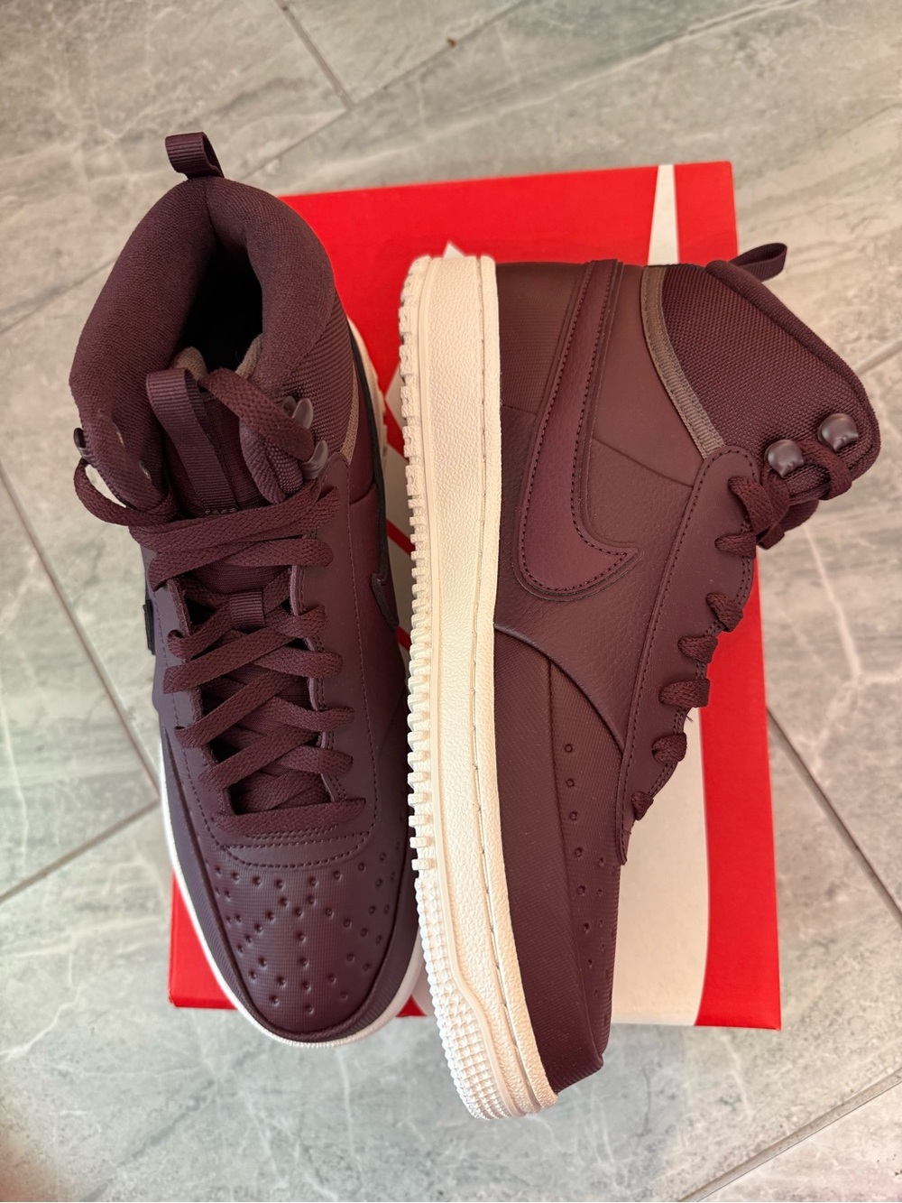 New men’s Sz 8.5 Nike Mens High-Top Shoes - Burgundy/White